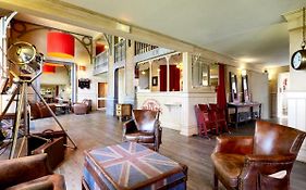 Brit Hotel Essentiel Cholet